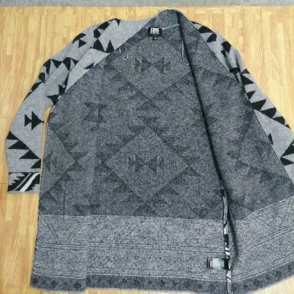FRYE Southwestern Native Jacquard Open Front Cardigan Duster Sweater Small - Picture 5 of 7